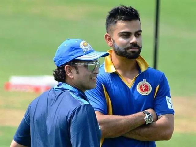 കോഹ്ലിക്ക് സച്ചിന്റെ ഉപദേശം കോഹ്ലിക്ക് സച്ചിന്റെ ഉപദേശം