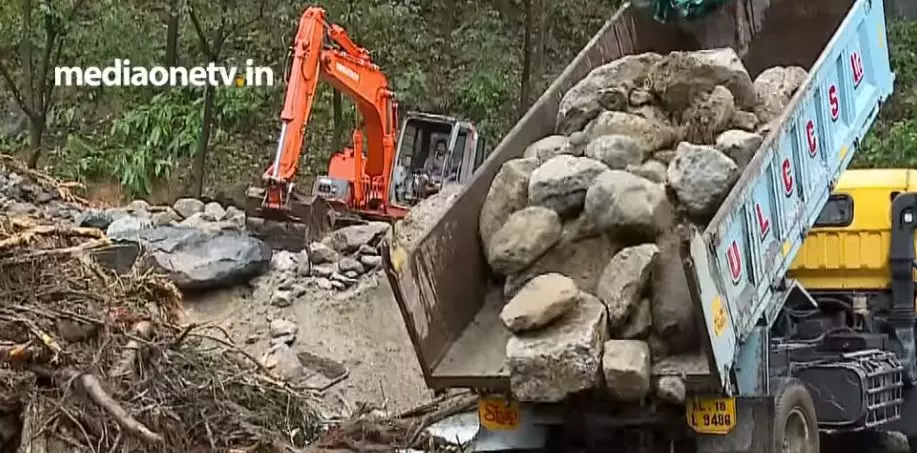 തുടര്‍ച്ചയായി ഉണ്ടാകുന്ന ഉരുള്‍പൊട്ടലുകളില്‍ ഭീതിയിലാണ് മലയോര നിവാസികള്‍ 