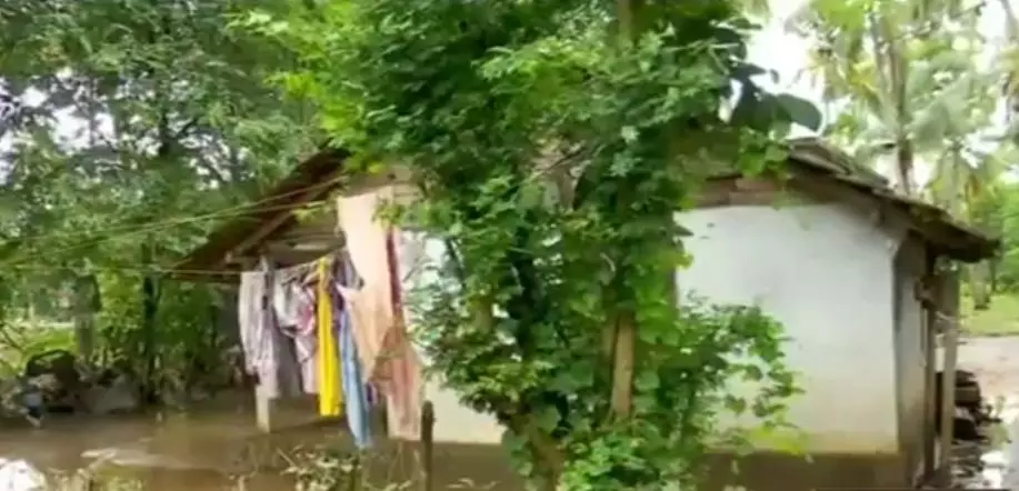 എറണാകുളത്ത് ദുരിതാശ്വാസ ക്യാമ്പിലുള്ളവര്‍ തിരികെ വീടുകളിലേക്ക്