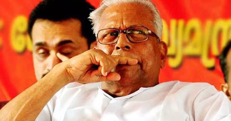 വടക്കഞ്ചേരിയുടെ അറസ്റ്റിനെതിരെ വി.എസ്; തെറ്റില്ലെന്ന് കെ.കെ ശൈലജ