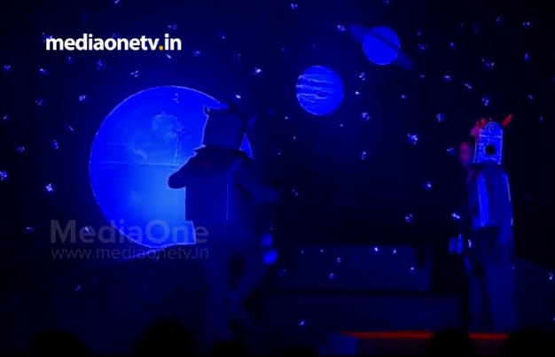 ബഹിരാകാശ പേടകങ്ങള്‍ കഥാപാത്രങ്ങള്‍; എന്ന് സ്വന്തം മംഗള്‍യാന്‍ അരങ്ങില്‍