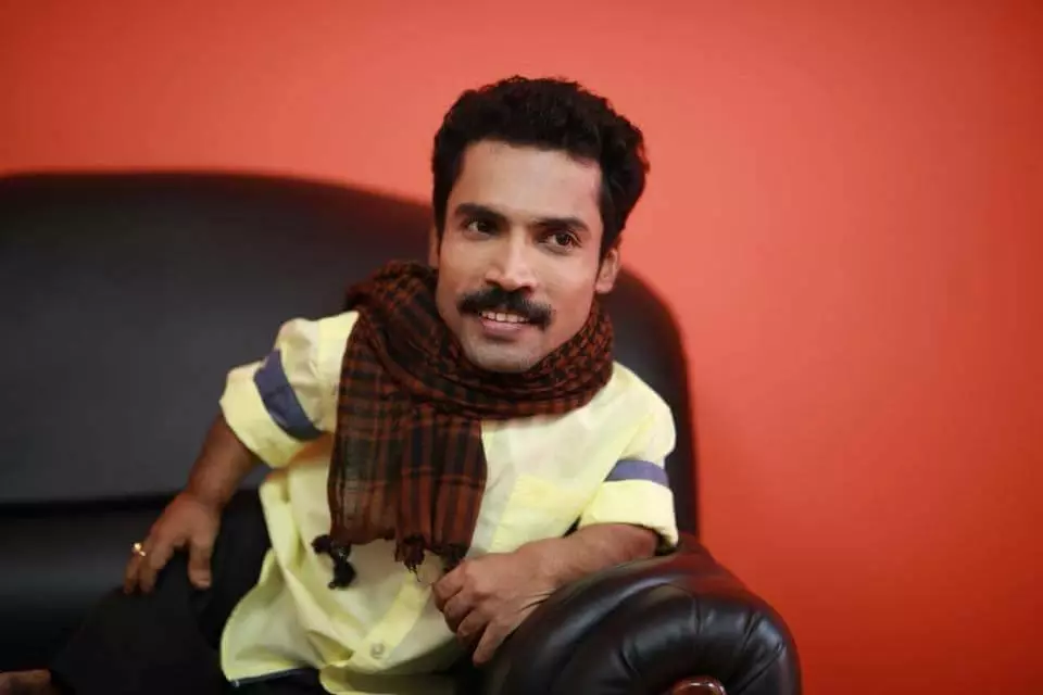 ഞാന്‍ എന്തുകൊണ്ട് അഭിമുഖങ്ങളില്‍നിന്ന് ഒഴിഞ്ഞു നില്‍ക്കുന്നു: ഗിന്നസ് പക്രു സംസാരിക്കുന്നു