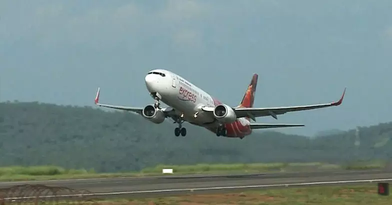 കരിപ്പൂരിന്‍റെ ചിറകരിയുന്നതാര് ? പ്രത്യേക പരിപാടി...