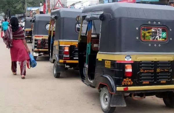 ഓട്ടോ-ടാക്സി നിരക്ക്  വര്‍ധനവ് രണ്ട് മാസത്തിനുള്ളില്‍