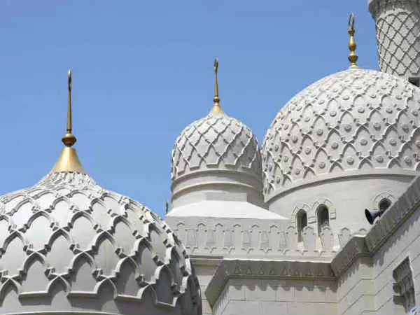 വഖഫ് ഭൂമി കയ്യേറിയതായി ആരോപണം