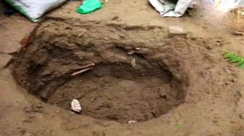 ആരോഗ്യമുള്ള കുഞ്ഞിന് വേണ്ടി പിള്ളവാതം ബാധിച്ച ആദ്യത്തെ കുട്ടിയെ ദമ്പതികള്‍ കഴുത്ത് ഞെരിച്ചു കൊന്നു