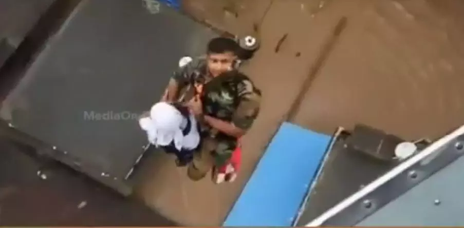 റാന്നിയില് കുടുങ്ങിയ എല്ലാവരെയും രക്ഷിച്ചെന്ന് ജില്ലാ കലക്ടര് റാന്നിയില് കുടുങ്ങിയ എല്ലാവരെയും രക്ഷിച്ചെന്ന് ജില്ലാ കലക്ടര്