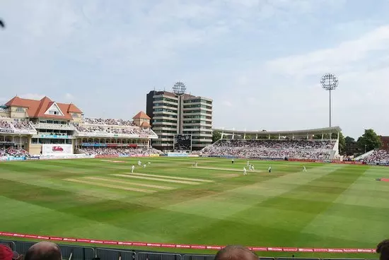 ഇന്ത്യ-ഇംഗ്ലണ്ട് മത്സരത്തിനിടെ കേരളത്തിന് സഹായമഭ്യര്ത്ഥിച്ച് സോണി സിക്സും ഇന്ത്യ-ഇംഗ്ലണ്ട് മത്സരത്തിനിടെ കേരളത്തിന് സഹായമഭ്യര്ത്ഥിച്ച് സോണി സിക്സും