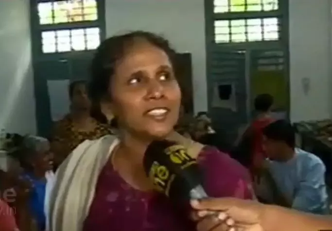 “ആവശ്യത്തിന് ഭക്ഷണം, വസ്ത്രം, മരുന്ന് എല്ലാമുണ്ട്”; കരുതലിന് നന്ദി പറഞ്ഞ് ദുരിതാശ്വാസ ക്യാമ്പുകളിലുള്ളവര് “ആവശ്യത്തിന് ഭക്ഷണം, വസ്ത്രം, മരുന്ന് എല്ലാമുണ്ട്”; കരുതലിന് നന്ദി പറഞ്ഞ് ദുരിതാശ്വാസ ക്യാമ്പുകളിലുള്ളവര്