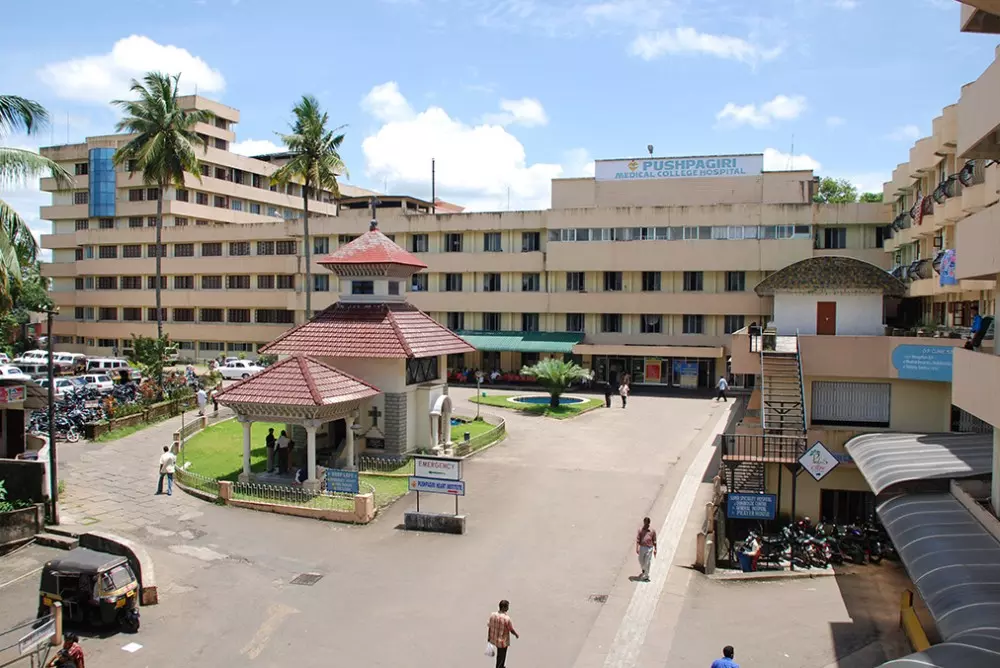 പ്രളയബാധിതര്ക്ക് തിരുവല്ല പുഷ്പഗിരി മെഡിക്കൽ കോളേജില് സൗജന്യ ചികിത്സ പ്രളയബാധിതര്ക്ക് തിരുവല്ല പുഷ്പഗിരി മെഡിക്കൽ കോളേജില് സൗജന്യ ചികിത്സ
