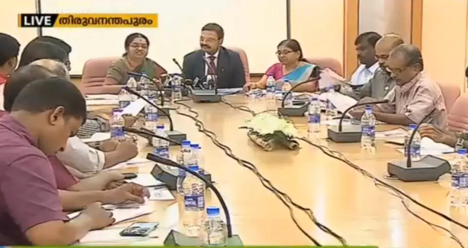 പ്രളയബാധിത മേഖലകളിലെ എല്ലാ ബാങ്ക് വായ്പകള്‍ക്കും മോറട്ടോറിയം