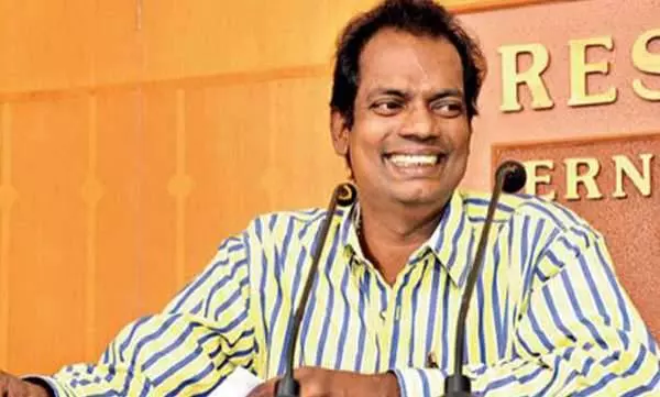 ഇന്ന് ഞാനിവിടെ നില്‍ക്കുന്നതിന്റെ അവകാശികള്‍ മത്സ്യത്തൊഴിലാളികള്‍; പ്രളയത്തിന്റെ ഓര്‍മ്മയില്‍ സലിം കുമാര്‍