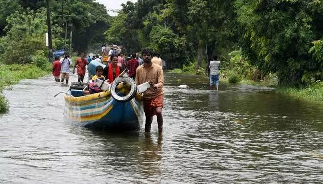 അനധികൃത പണപ്പിരിവ് പാടില്ലെന്ന് യു.എ.ഇ ഇന്ത്യന്‍ അംബാസഡര്‍