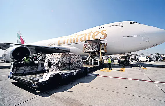 ദുരിതാശ്വാസം: കേരളത്തിന് സഹായമായി വീണ്ടും യുഎഇ ദുരിതാശ്വാസം: കേരളത്തിന് സഹായമായി വീണ്ടും യുഎഇ