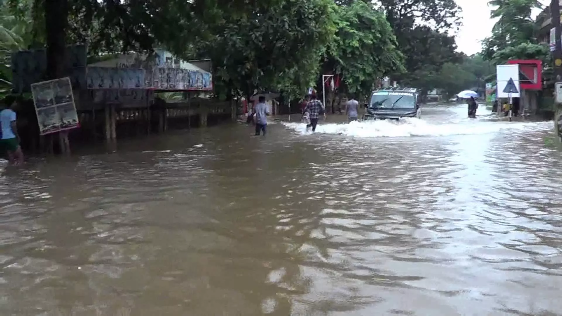 കേരളത്തിന് കൈത്താങ്ങായി ഡല്‍ഹി സര്‍വ്വകലാശാലയിലെ മലയാളി വിദ്യാര്‍ത്ഥികള്‍