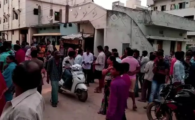 പ്രണയാഭ്യര്‍ത്ഥന നിരസിച്ചു; പത്താം ക്ലാസുകാരിയെ എഞ്ചിനീയറിംങ് വിദ്യാര്‍ത്ഥി കഴുത്തറുത്ത് കൊന്നു