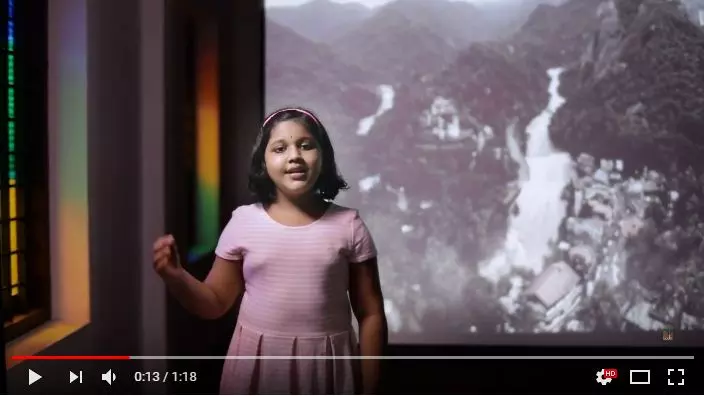 കേരളത്തിന് പാട്ട് പാടി കരുത്ത് പകർന്ന് ബിജിബാലും മകളും കേരളത്തിന് പാട്ട് പാടി കരുത്ത് പകർന്ന് ബിജിബാലും മകളും