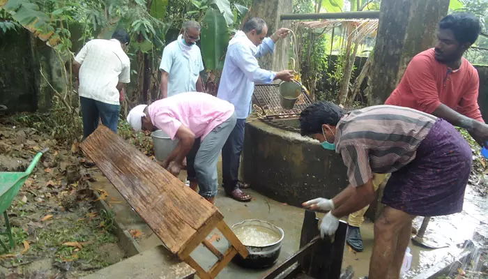 അപ്പര്കുട്ടനാട്ടില് രണ്ടാം ഘട്ട ശുചീകരണം ഇന്ന് തുടങ്ങും അപ്പര്കുട്ടനാട്ടില് രണ്ടാം ഘട്ട ശുചീകരണം ഇന്ന് തുടങ്ങും