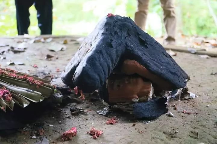 ഡി.എച്ച്.ആര്‍.എമ്മിന്റെ ബുദ്ധ പ്രതിമ സാമൂഹിക വിരുദ്ധർ തകർത്തു