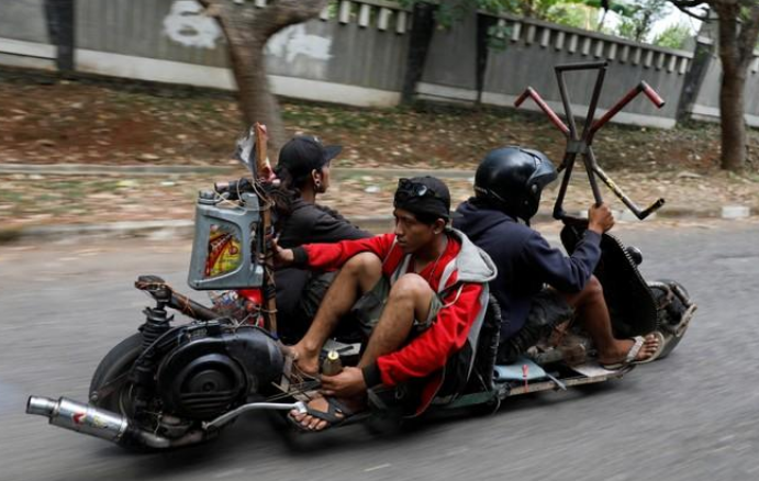 കാലപ്പഴക്കം ചെന്ന വെസ്പ സ്കൂട്ടറുകൾക്ക് പുതുജീവന്‍ നല്‍കി ഇന്തോനേഷ്യ