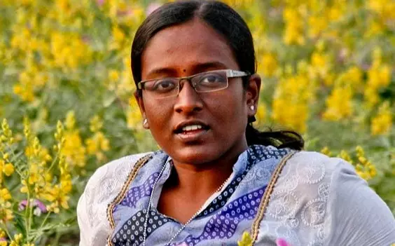 ഒാഖിയെ അതിജീവിച്ചവരെ കുറിച്ചുള്ള ഡോക്യുമെന്ററി: പോലീസുമായുള്ള യുദ്ധത്തിൽ സംവിധായിക ഒാഖിയെ അതിജീവിച്ചവരെ കുറിച്ചുള്ള ഡോക്യുമെന്ററി: പോലീസുമായുള്ള യുദ്ധത്തിൽ സംവിധായിക