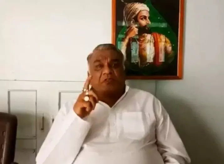 ബിജെപി എം.എല്‍.എയുടെ നാക്ക് അരിയുന്നവര്‍ക്ക് 5 ലക്ഷം രൂപ സമ്മാനം നല്‍കുമെന്ന് കോണ്‍ഗ്രസ് നേതാവ്