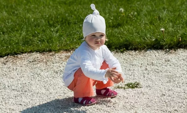 ഒന്ന് കുത്തിയിരിക്കീൻ! കസേരയില്ലാതെ ഇരിക്കുന്നതിന്റെ ആരോഗ്യ ഗുണങ്ങൾ ഒന്ന് കുത്തിയിരിക്കീൻ! കസേരയില്ലാതെ ഇരിക്കുന്നതിന്റെ ആരോഗ്യ ഗുണങ്ങൾ