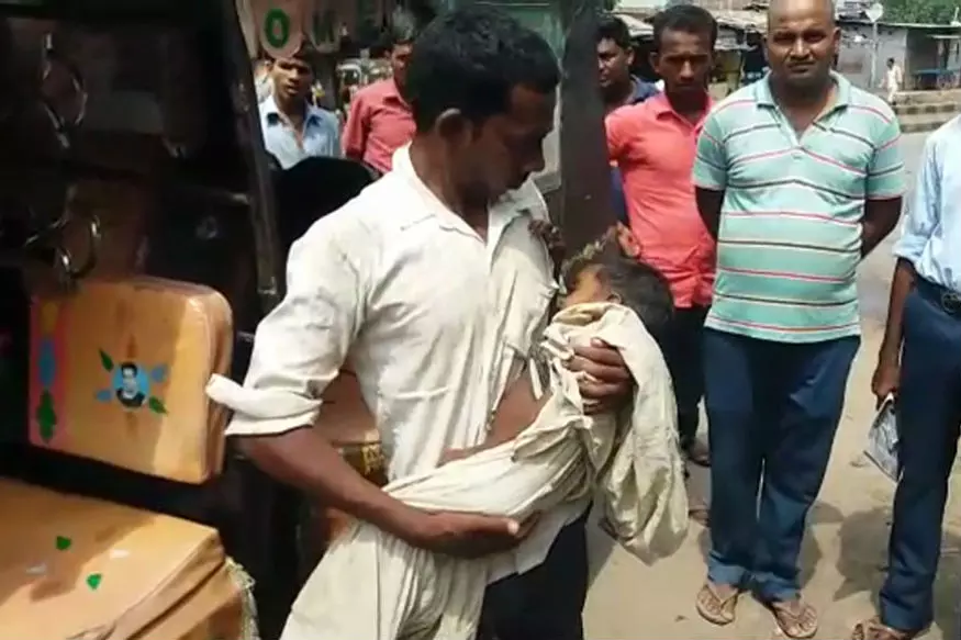 ‘ബന്ദ് അനുകൂലികളാണ് എന്റെ കുഞ്ഞുമകളെ കൊന്നത്, കുറച്ച് നേരത്തെ എത്തിച്ചിരുന്നെങ്കില് അവള് രക്ഷപെട്ടേനേ...’ ‘ബന്ദ് അനുകൂലികളാണ് എന്റെ കുഞ്ഞുമകളെ കൊന്നത്, കുറച്ച് നേരത്തെ എത്തിച്ചിരുന്നെങ്കില് അവള് രക്ഷപെട്ടേനേ...’