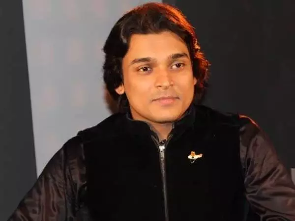 രാഹുല്‍ ഈശ്വര്‍ കസ്റ്റഡിയില്‍