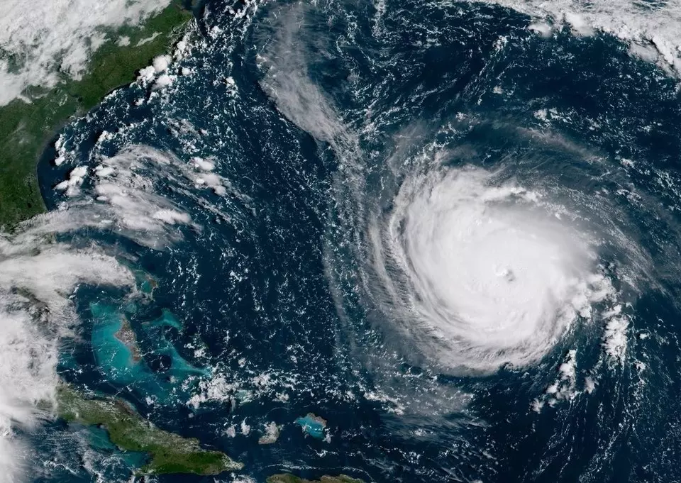 ഫ്ലോറന്‍സ് ചുഴലിക്കാറ്റ്; കനത്ത ഭീതിയില്‍ അമേരിക്കന്‍ തീരങ്ങള്‍