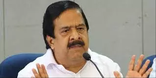 ബ്രൂവറി അഴിമതി: ആരോപണത്തിലുറച്ച് പ്രതിപക്ഷം, തള്ളിക്കളഞ്ഞ് സര്ക്കാര് ബ്രൂവറി അഴിമതി: ആരോപണത്തിലുറച്ച് പ്രതിപക്ഷം, തള്ളിക്കളഞ്ഞ് സര്ക്കാര്