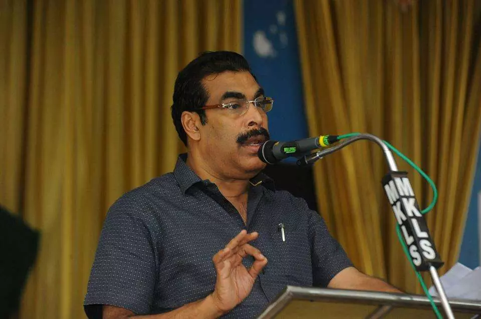 ഭീഷണി പ്രസംഗ കേസ്; പി.കെ ബഷീര് എം.എല്.എക്കെതിരായ കേസ് തുടരും ഭീഷണി പ്രസംഗ കേസ്; പി.കെ ബഷീര് എം.എല്.എക്കെതിരായ കേസ് തുടരും