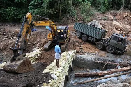 പ്രളയക്കെടുതി വിലയിരുത്തല്‍; കണക്ക് സമഗ്രമല്ലെന്ന് കേന്ദ്രസംഘം  