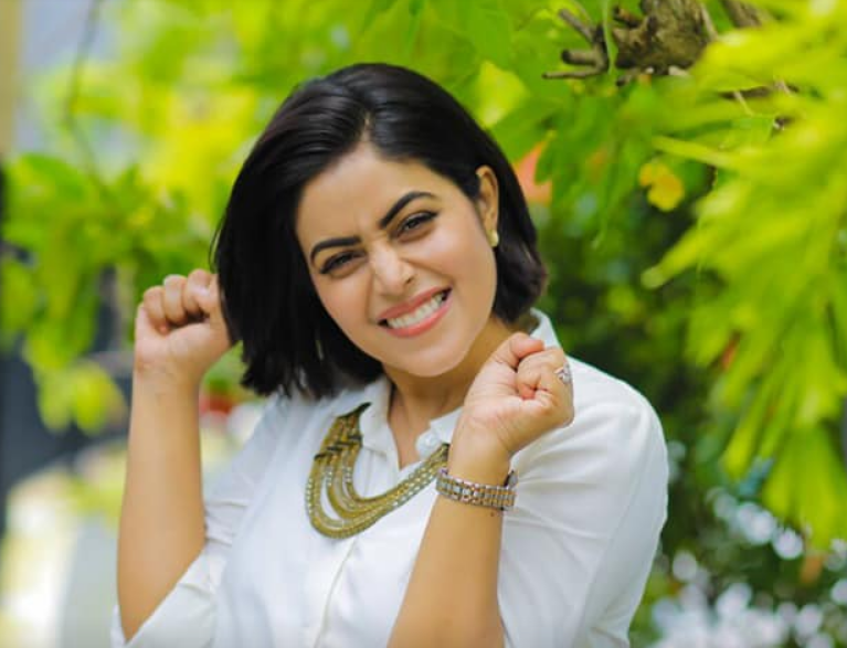 സിനിമയില്‍ 16 വര്‍ഷങ്ങള്‍; നന്ദി പറഞ്ഞ് നടി ഷംന കാസിം