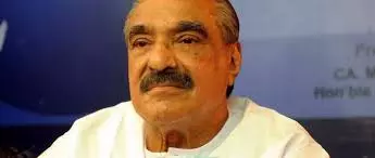 മാണിക്കും യുഡിഎഫിനും വെല്ലുവിളിയായി വിജിലന്സ് കോടതിയുടെ നടപടി മാണിക്കും യുഡിഎഫിനും വെല്ലുവിളിയായി വിജിലന്സ് കോടതിയുടെ നടപടി