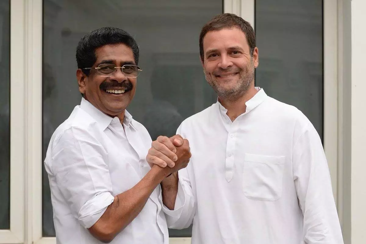 പാർട്ടിയോട് അകന്നു നിൽക്കുന്ന ജാതി,മത സംഘടനകളുടെ വിശ്വാസം ആർജ്ജിക്കാൻ ഇടപെടല്‍ വേണമെന്ന് രാഹുല്‍