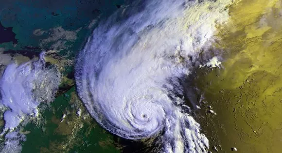 അറബിക്കടലിൽ രൂപം കൊണ്ട ലുബാൻ ചുഴലികൊടുങ്കാറ്റ് കൂടുതൽ ശക്തിയാർജിച്ചു അറബിക്കടലിൽ രൂപം കൊണ്ട ലുബാൻ ചുഴലികൊടുങ്കാറ്റ് കൂടുതൽ ശക്തിയാർജിച്ചു