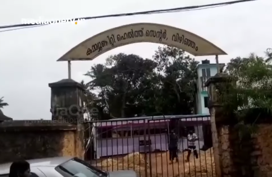 അനുമതിയില്ലാതെ കടല്‍ മണ്ണെടുത്ത് സര്‍ക്കാര്‍ പരിപാടിക്ക് വേദിയൊരുക്കി ഹാര്‍ബര്‍ എ‍ഞ്ചിനീയറിങ് വകുപ്പ്
