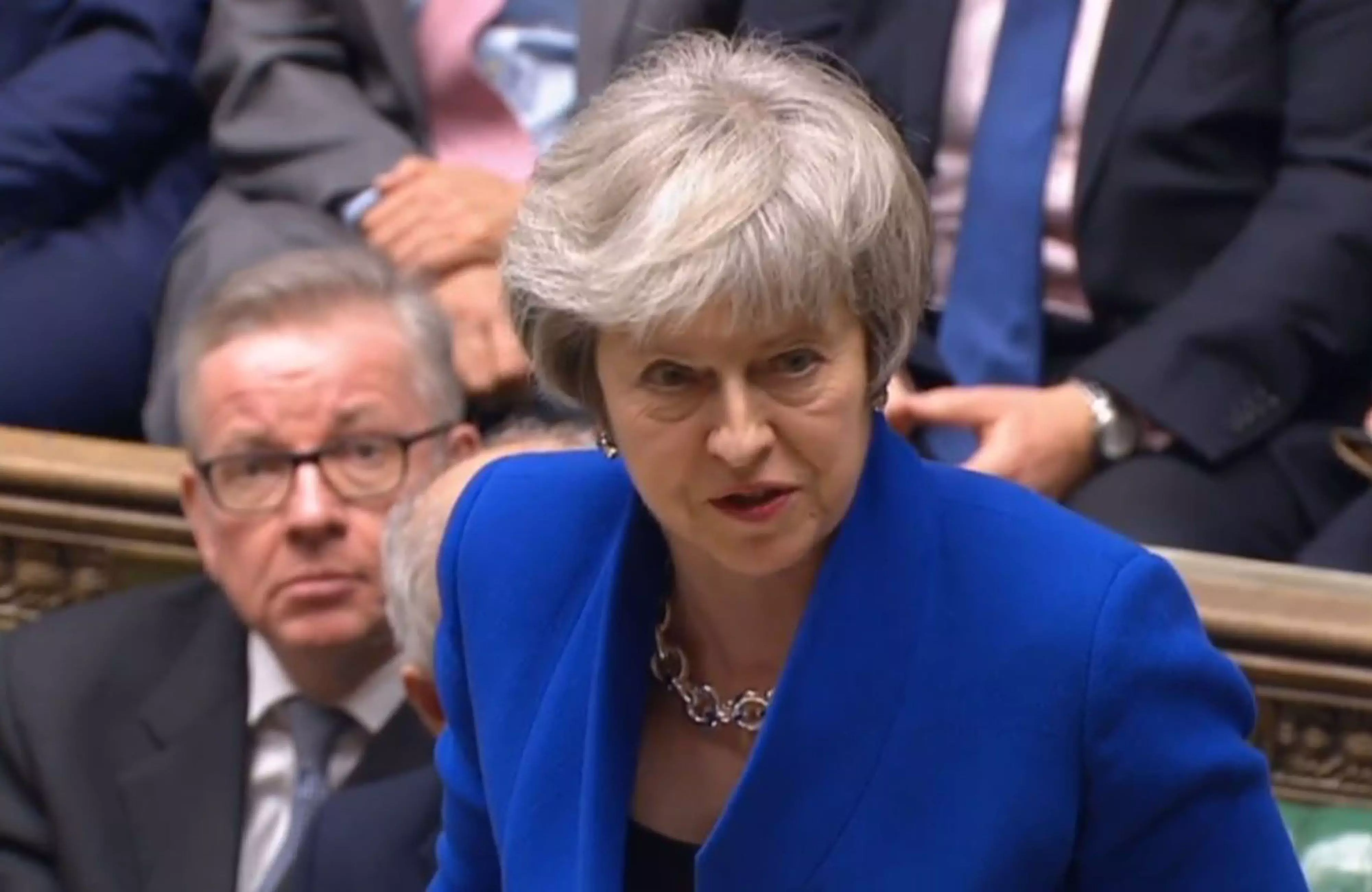 അവിശ്വാസ പ്രമേയത്തെ അതിജീവിച്ച് ബ്രിട്ടീഷ് പ്രധാനമന്ത്രി തെരേസ മേ 