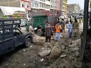 പാകിസ്താനിലെ ബലൂചിസ്ഥാനില് ബോംബ് സ്ഫോടനം; 21 പേർ മരണം പാകിസ്താനിലെ ബലൂചിസ്ഥാനില് ബോംബ് സ്ഫോടനം; 21 പേർ മരണം