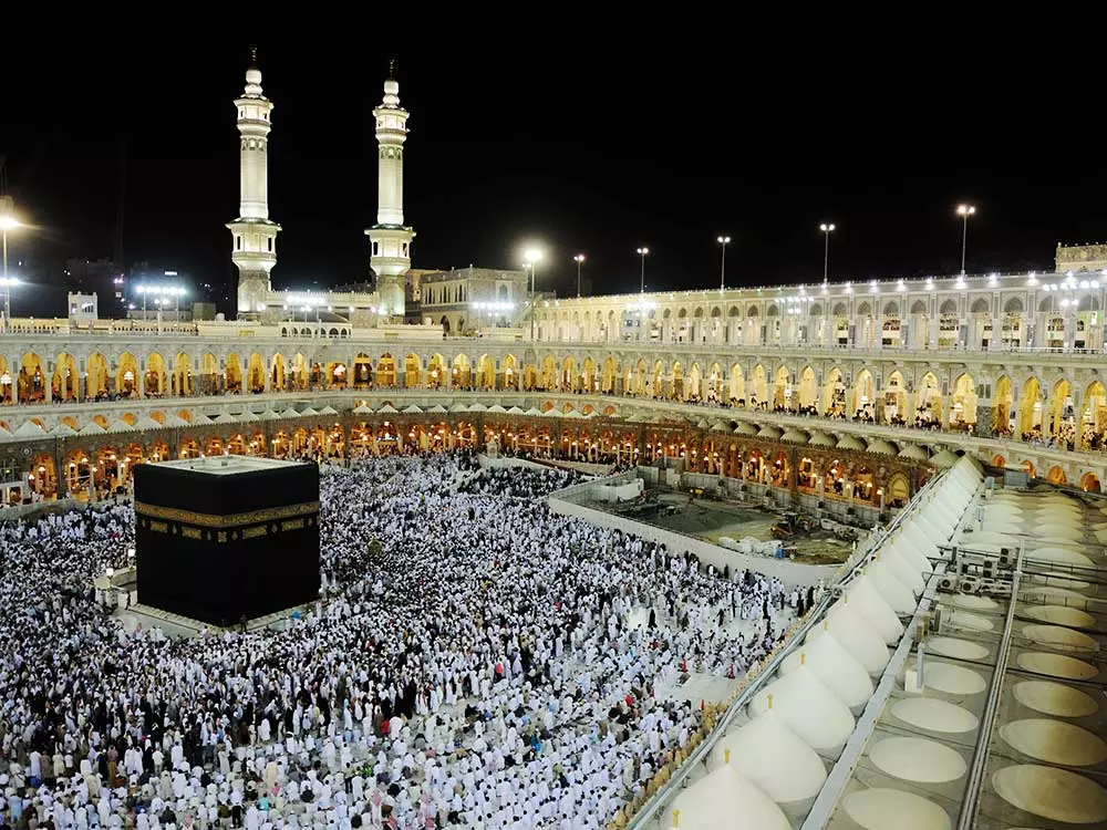 മക്കയില്‍ ഉംറ തീര്‍ഥാടകരുടെ തിരക്കേറുന്നു