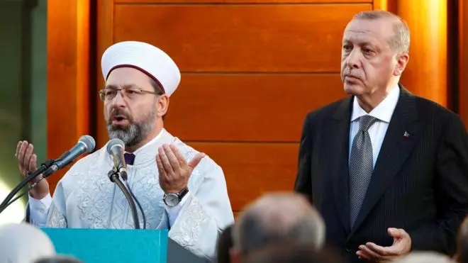 യൂറോപ്പിലെ ഏറ്റവും വലിയ മുസ്‌ലിം പള്ളി ജര്‍മനിയില്‍ തുറന്നു 