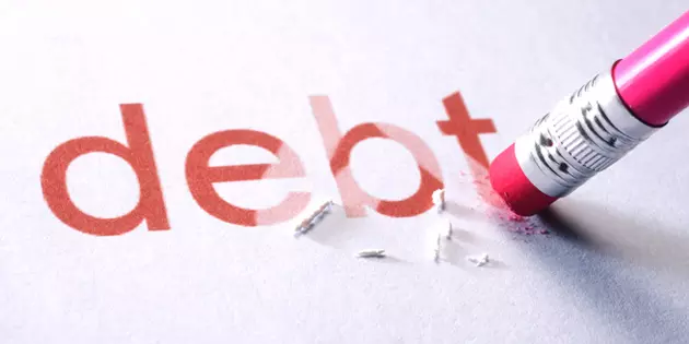 നാലു വര്ഷത്തിനിടെ പൊതുമേഖലാ ബാങ്കുകള് കിട്ടാക്കടമായി എഴുതി തള്ളിയത് 3 ലക്ഷം കോടി രൂപ നാലു വര്ഷത്തിനിടെ പൊതുമേഖലാ ബാങ്കുകള് കിട്ടാക്കടമായി എഴുതി തള്ളിയത് 3 ലക്ഷം കോടി രൂപ