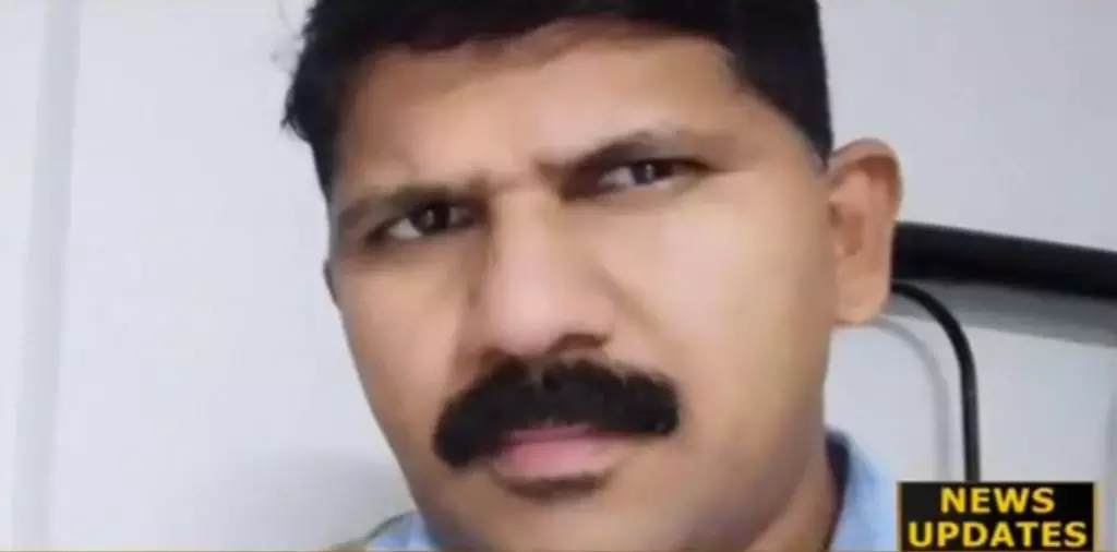 ദുബൈയില് മലയാളി കുത്തേറ്റ് മരിച്ചു; പാക് പൗരന് അറസ്റ്റില് ദുബൈയില് മലയാളി കുത്തേറ്റ് മരിച്ചു; പാക് പൗരന് അറസ്റ്റില്