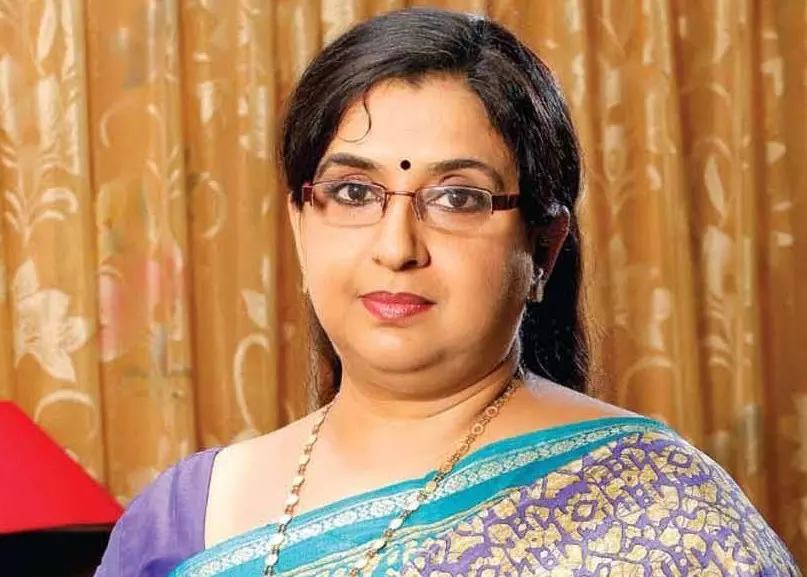 ‘നിനക്ക് പറ്റും, നീ വന്നാല് മതി, അന്ന് തമ്പിച്ചായന് എന്നോട് പറഞ്ഞു; തമ്പി കണ്ണന്താനത്തെക്കുറിച്ച് അംബിക ‘നിനക്ക് പറ്റും, നീ വന്നാല് മതി, അന്ന് തമ്പിച്ചായന് എന്നോട് പറഞ്ഞു; തമ്പി കണ്ണന്താനത്തെക്കുറിച്ച് അംബിക