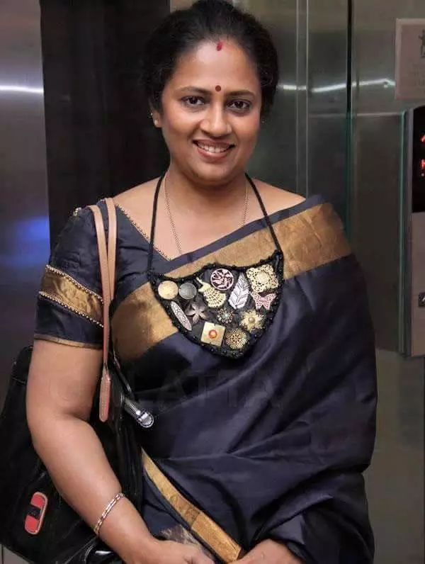 മീ ടു വെളിപ്പെടുത്തലുമായി നടി ലക്ഷ്മി രാമകൃഷ്ണന് മീ ടു വെളിപ്പെടുത്തലുമായി നടി ലക്ഷ്മി രാമകൃഷ്ണന്