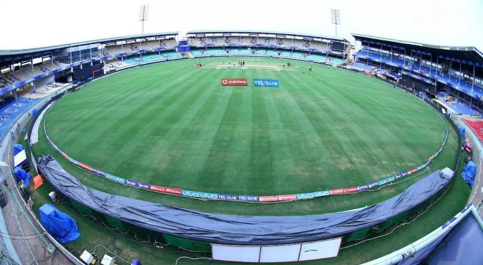 ഫ്രീ ടിക്കറ്റിനെച്ചൊല്ലി തര്‍ക്കം:  രണ്ടാം ഏകദിനം വിശാഖപ്പട്ടണത്ത് 