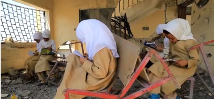 ചോര മണക്കുന്ന സ്കൂള്‍ ബാഗും തൂക്കി അവര്‍ ക്ലാസുകളിലെത്തി!സഹപാഠികളില്ലാത്ത ഒഴിഞ്ഞ ഇരിപ്പിടങ്ങളെ നോക്കി അവര്‍ തേങ്ങി