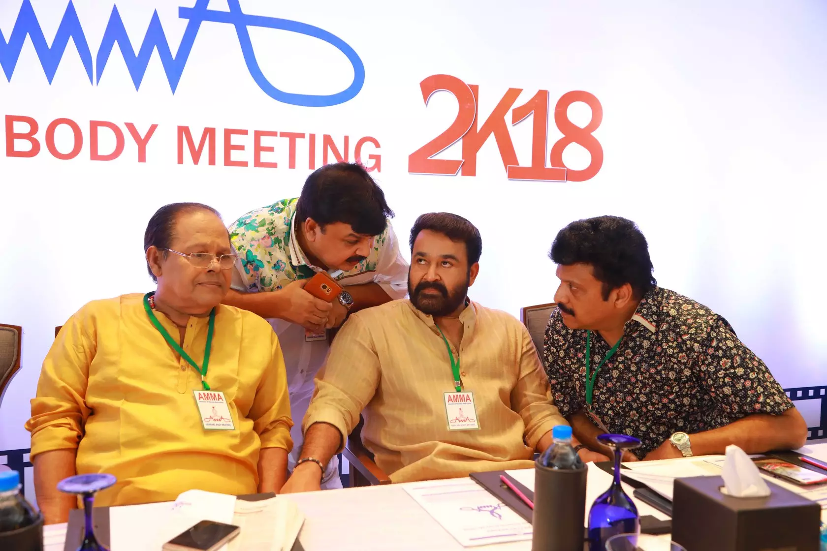 ദിലീപിനെതിരെ അച്ചടക്ക നടപടി; എക്സിക്യൂട്ടീവ് യോഗത്തിൽ തീരുമാനമെടുക്കാനാകില്ലെന്ന് അമ്മ