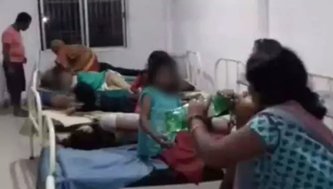 ലൈംഗികാതിക്രമം തടഞ്ഞു; ബീഹാറില്‍ സ്‌കൂള്‍ വിദ്യാര്‍ത്ഥിനികള്‍ക്ക് നേരെ യുവാക്കളുടെ ആക്രമണം; 34 കുട്ടികള്‍ ആശുപത്രിയില്‍